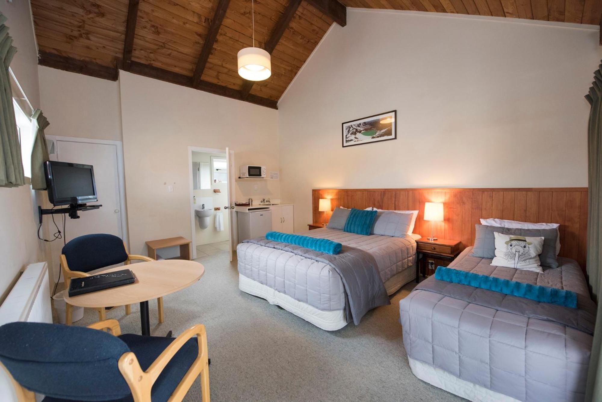 Adventure Lodge And Motels And Tongariro Crossing Track Transport National Park Dış mekan fotoğraf