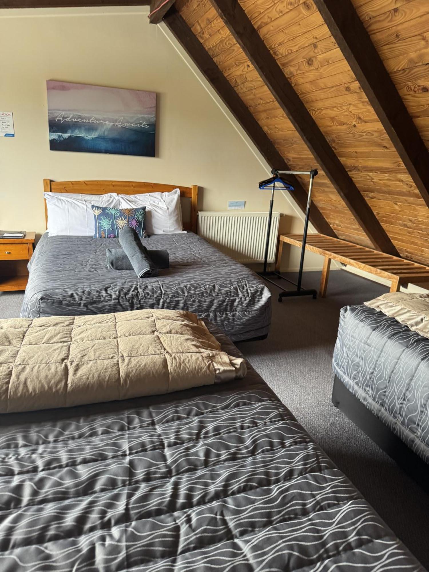 Adventure Lodge And Motels And Tongariro Crossing Track Transport National Park Dış mekan fotoğraf