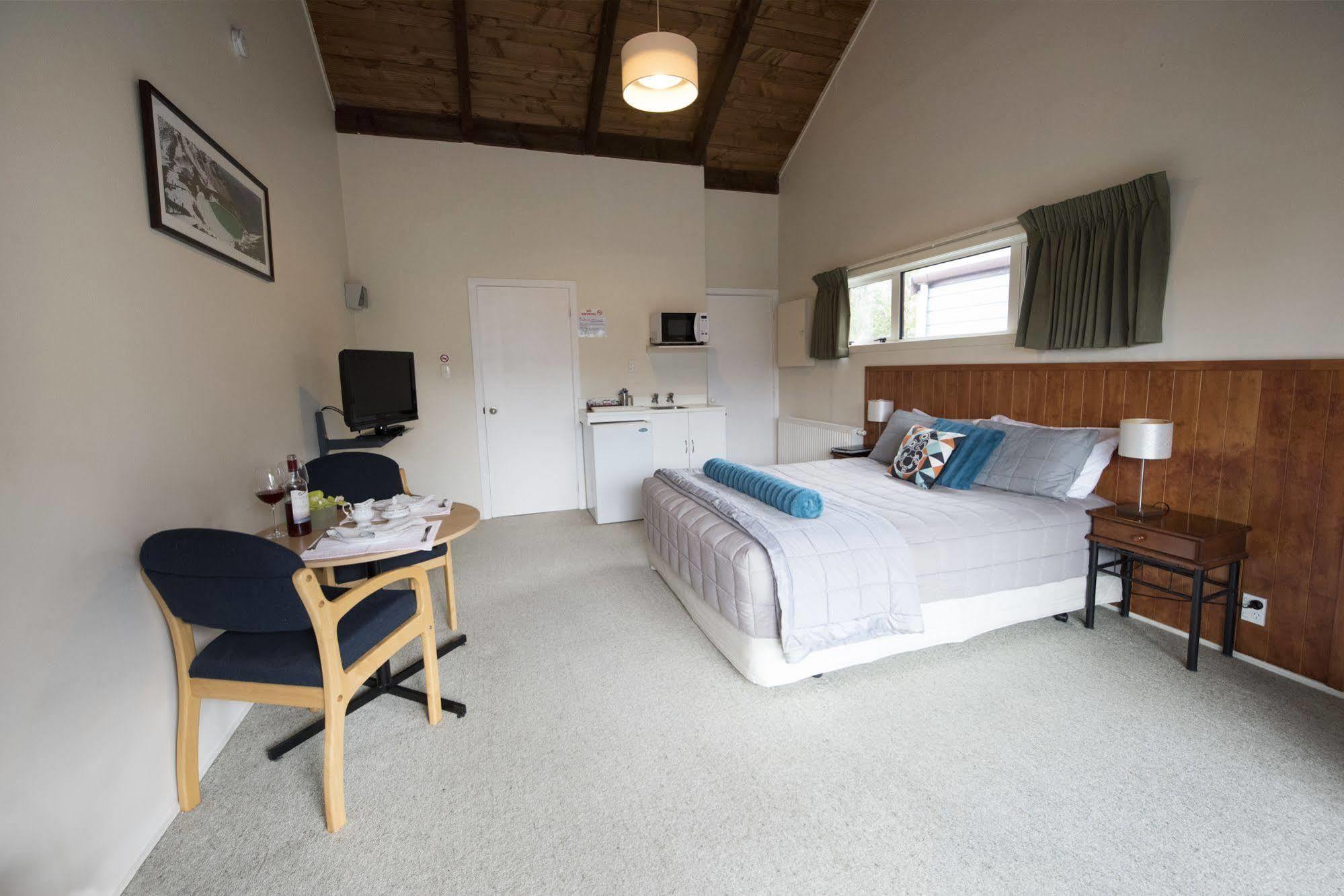Adventure Lodge And Motels And Tongariro Crossing Track Transport National Park Dış mekan fotoğraf